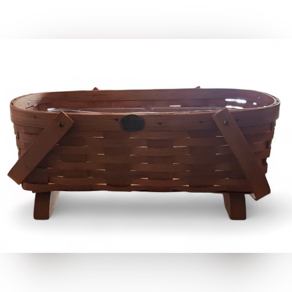 Large Peterboro Pedestal Basket With Liner